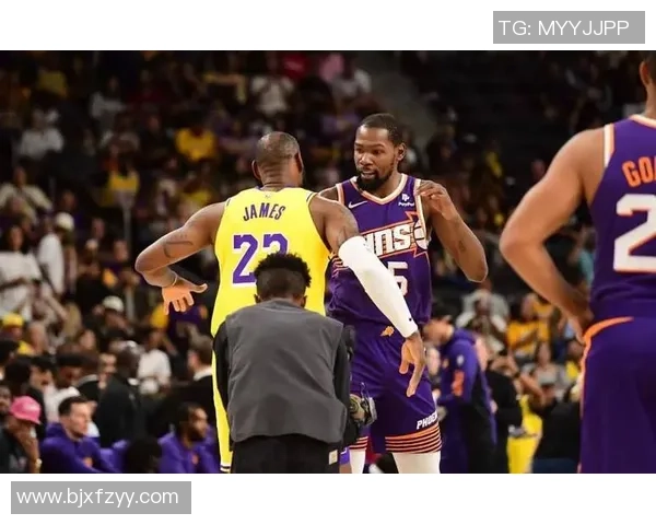 湖人总冠军之路与热火的激烈对决展现篮球魅力与团队精神 湖人总冠军之路与热火的激烈对决展现篮球魅力与团队精神