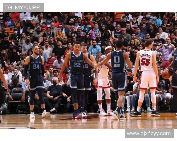 火箭队与灰熊队激战正酣2019年3月20日精彩回顾与分析